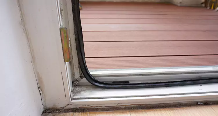 Why Choose Us for Leaking Sliding Glass Door Repair in Apopka, FL?