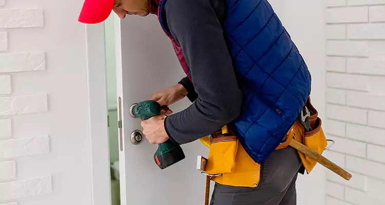 Residential Door Repair in Apopka, FL